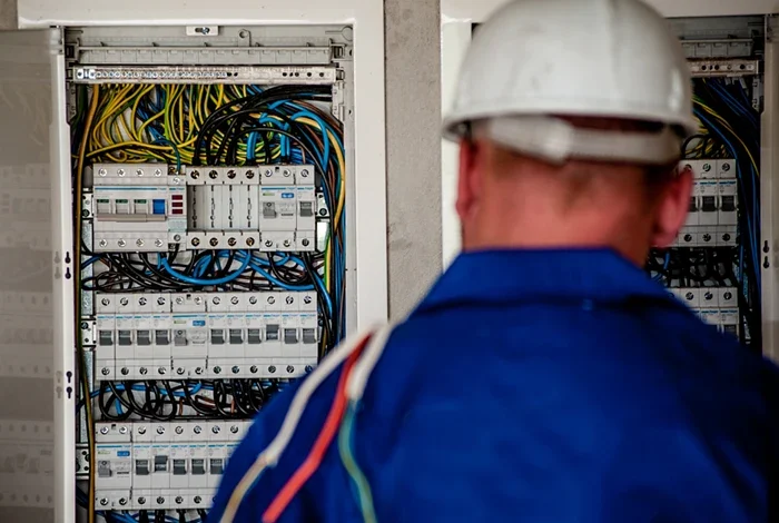 Instalación fotovoltáica industrial | YoLoInstalo